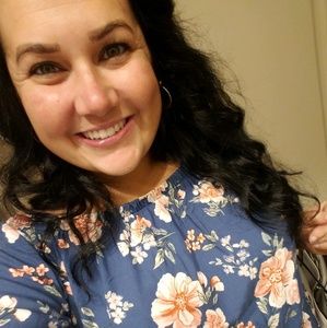 Meet your Posher, Ashleigh